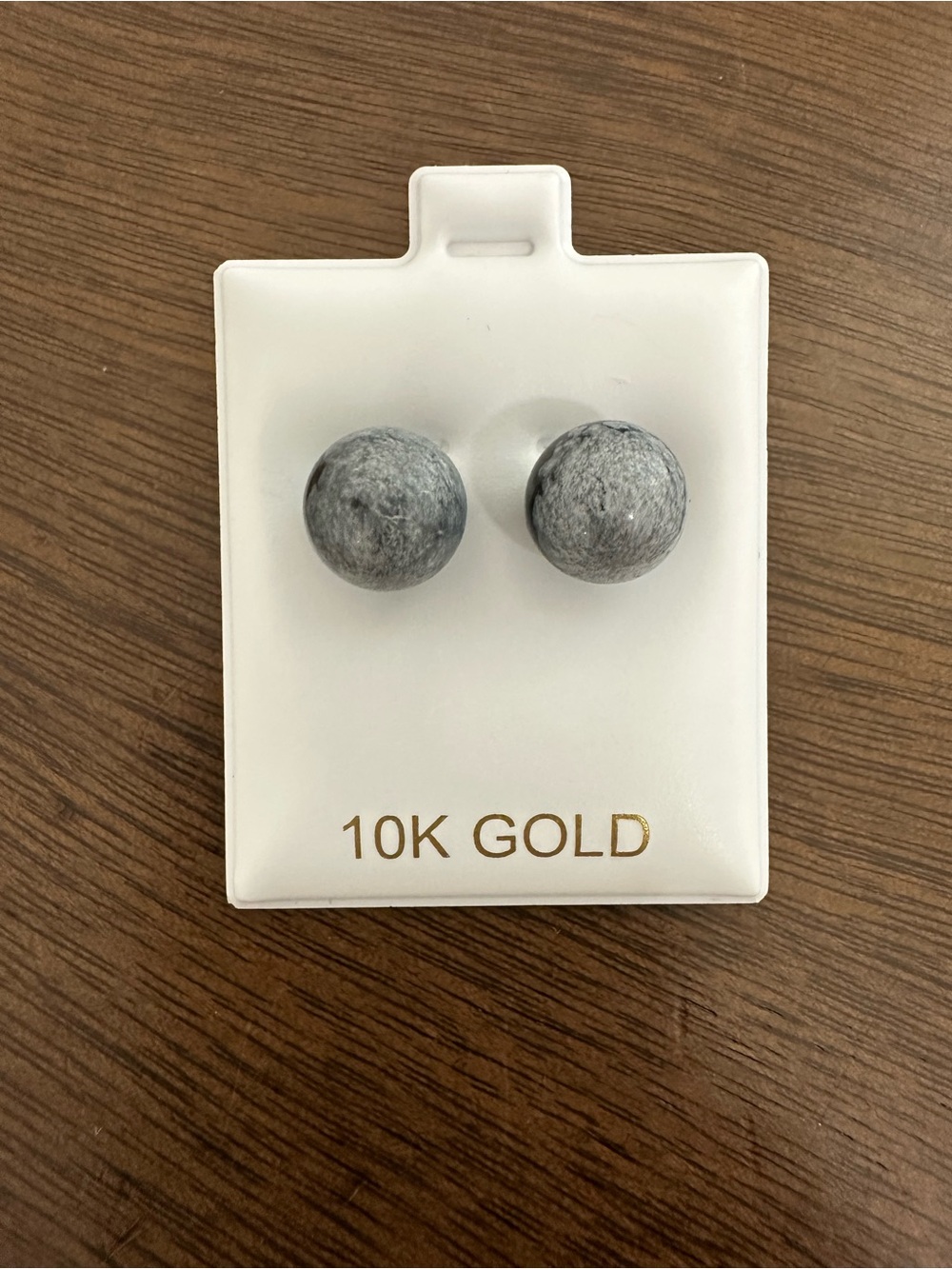 10K Gold Gray Stone Stud Earrings